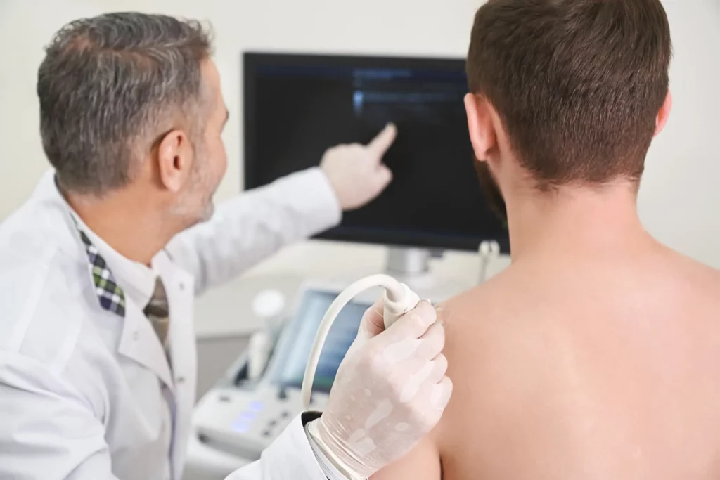 ultrasound diagnosis of man 39 s shoulder in equi 2021 08 29 02 45 47 utc